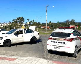 Após perseguição, PM prende homem e recupera veículo roubado em Blumenau
