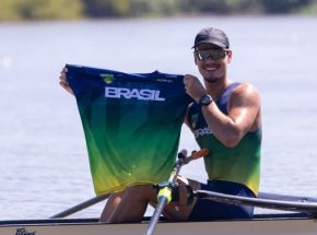 Blumenauense conquista medalha de ouro no Campeonato Sul-Americano de Remo