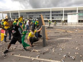 Brusquense é condenado a prisão por financiar transporte aos ataques de 8 de janeiro
