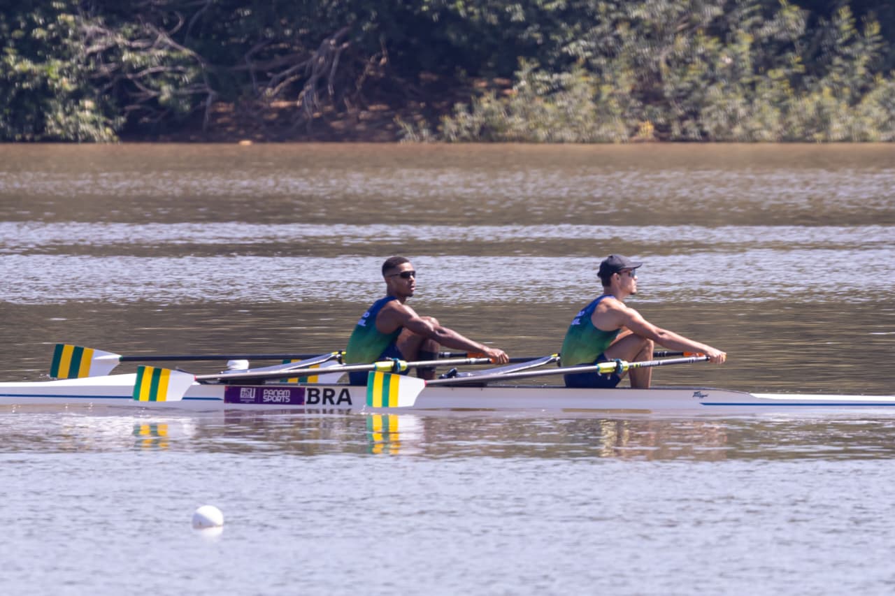 Blumenauense conquista medalha de ouro no Campeonato Sul-Americano de Remo