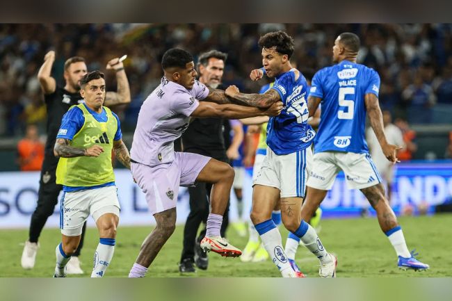 Briga na final do Campeonato Mineiro gera número recorde de cartões vermelhos