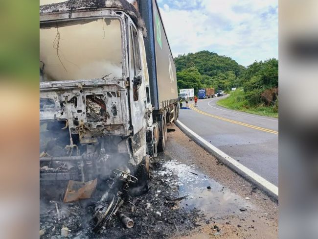 Polícia Civil indicia servidor público por homicídio qualificado de motociclista na BR-470, em Apiúna