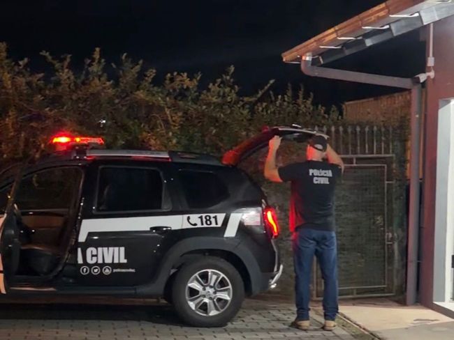 Drogas, arma falsa e maus-tratos a animais levam jovem de 22 anos à prisão em Pomerode
