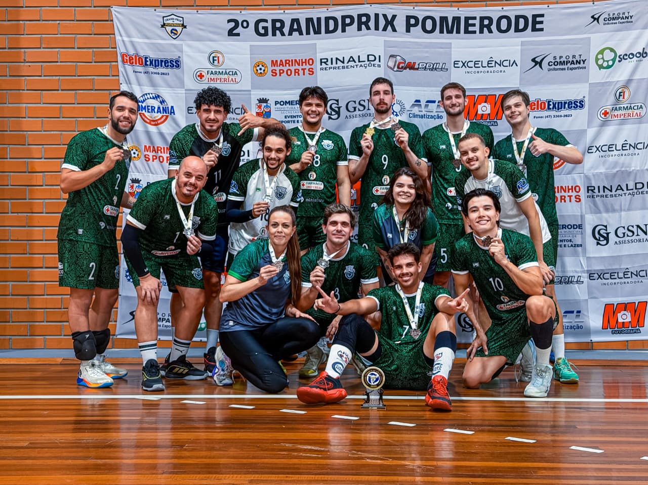 3º lugar, o The Wall, de Blumenau, venceu o Patchons por dois sets a zero, conquistando a medalha de bronze da primeira etapa.