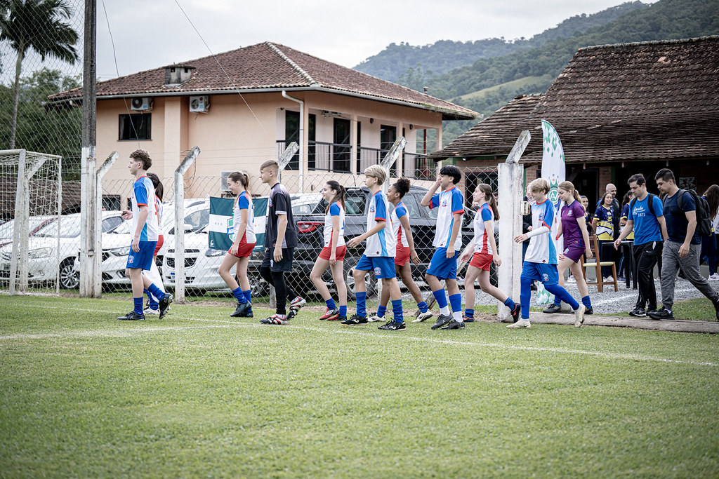 Solenidade de abertura foi realizada no Campo do Água Verde e contou com a presença de diversas autoridades