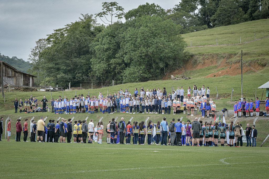Solenidade de abertura foi realizada no Campo do Água Verde e contou com a presença de diversas autoridades