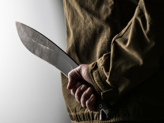 Avô é preso após tentar assassinar o próprio neto em Blumenau