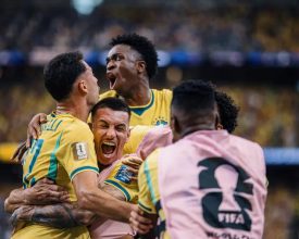 Brasil faz virada histórica com gol nos acréscimos e garante vaga para as oitavas de final da Copa do Mundo
