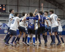 Pomerode garante título no Circuito Vale Europeu de Futsal, em Ascurra