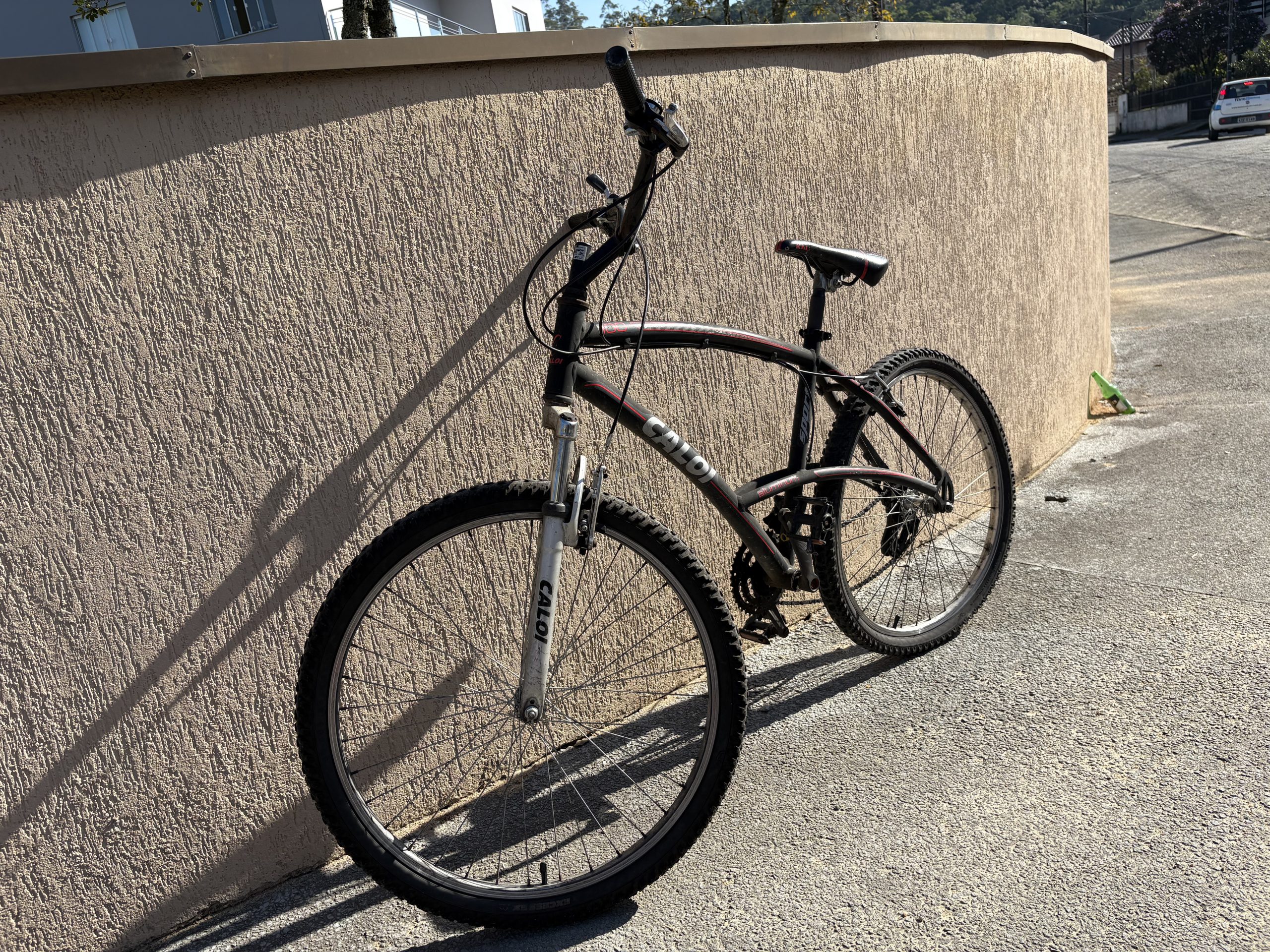 Ciclista fica ferido com corte na cabeça e é encaminhado ao hospital após colidir com moto em Pomerode - Foto: Stefani Siewerdt/Jornal de Pomerode