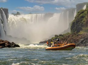 Turista holandês morre após barco virar nas Cataratas do Iguaçu