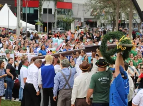 Schützenbaum abre programação da 36ª Schützenfest neste sábado em Jaraguá do Sul